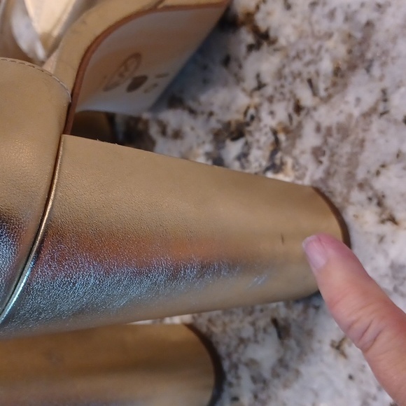 MICHAEL KORS RORY Gold Platform Dressy Open Toe Sandals SZ 10 - Picture 16 of 16